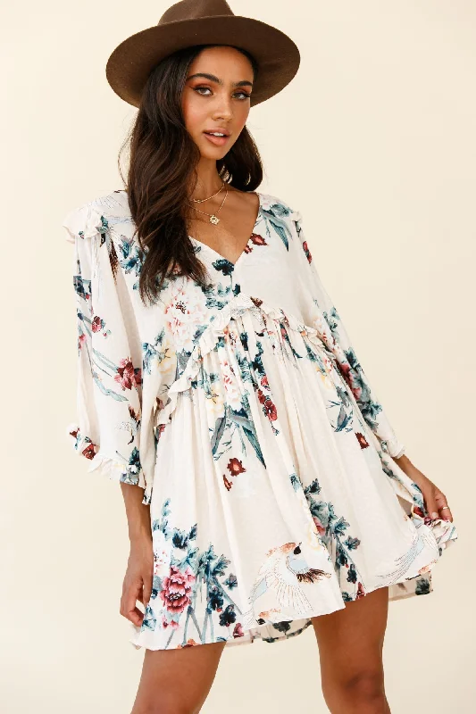 Lynette Loose Fit Angel Sleeve Dress Botanic Print Nude Vintage Women's 1970S 