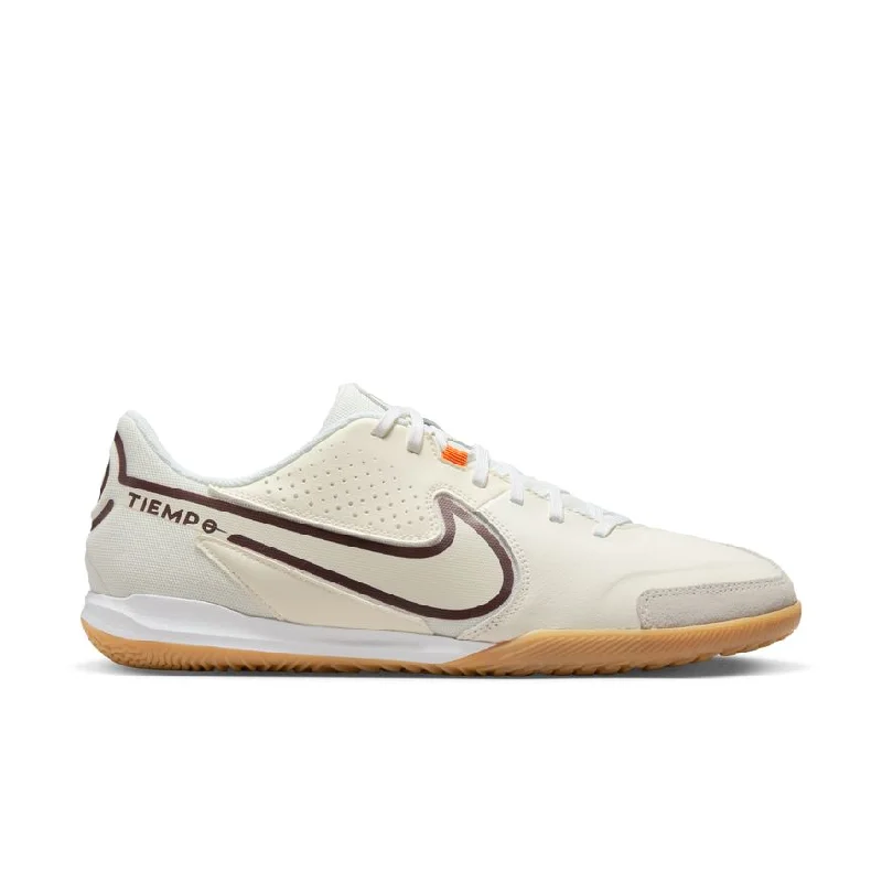 Nike Tiempo Legend 9 Academy IC- Refined Women's Classic 