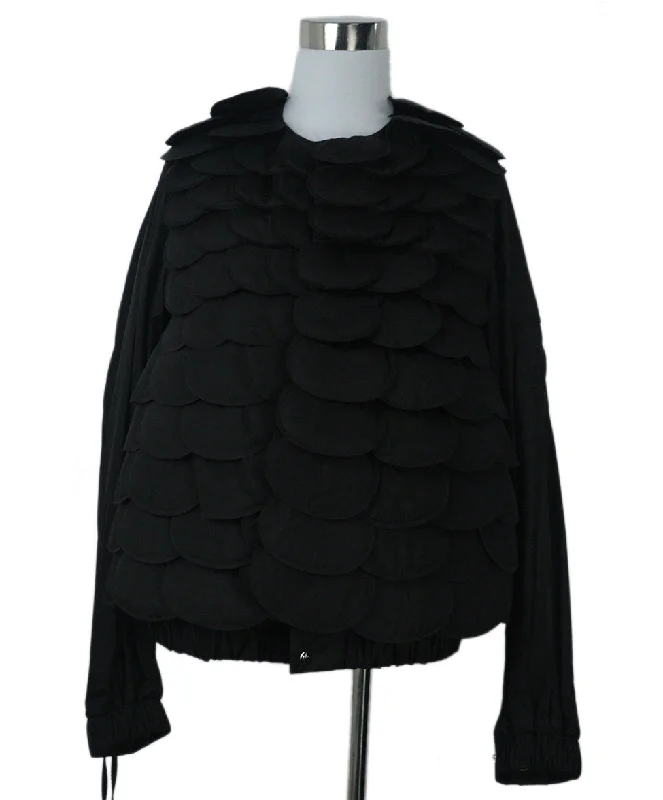 Moncler Black Scallop Trim Jacket sz 4 Trendy Women's 