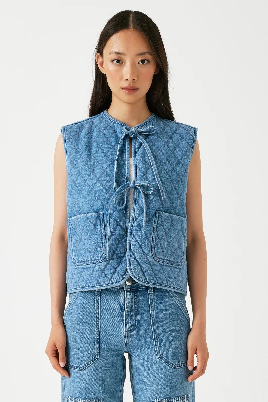 Aria Vest in Rodeo Vintage Confident Women's Power
