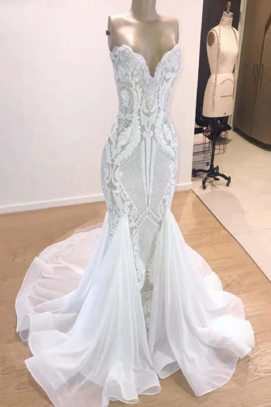 Elegant White V-Neck Mermaid Lace Wedding Dresses