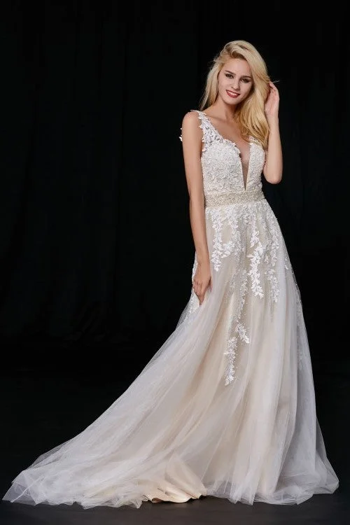 V-neckline Ivory Floral Lace Wedding Dress with Beaded Belt Casual Women's Loose - fitting