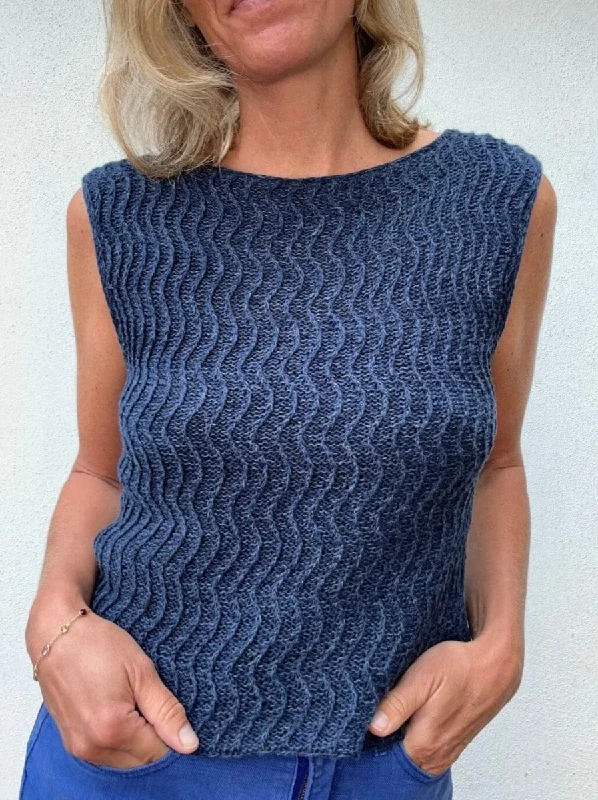 Sandwave top by VesterbyCrea, knitting pattern (UK, NO)