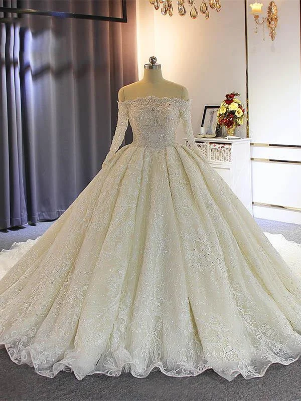 Exquisite Bateau Long Sleeves Lace-Up Ball Gown Wedding Dresses with Train