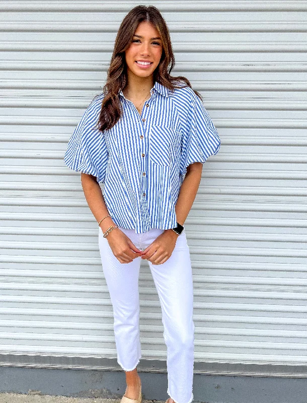 MOMENT IN TIME BLUE STRIPED BUTTON DOWN TOP