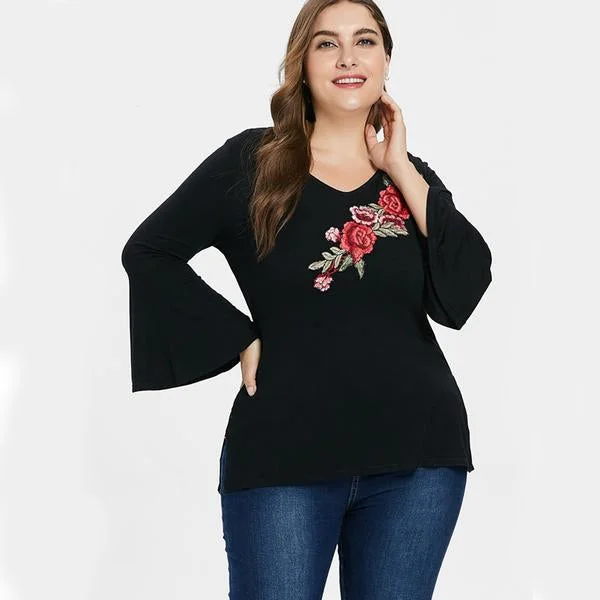 ANALUKE Flare Sleeve Floral Applique Long Sleeve T-Shirt