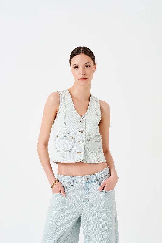 Bea Vest in Coachella Vintage Sporty Women's Athleisure 
