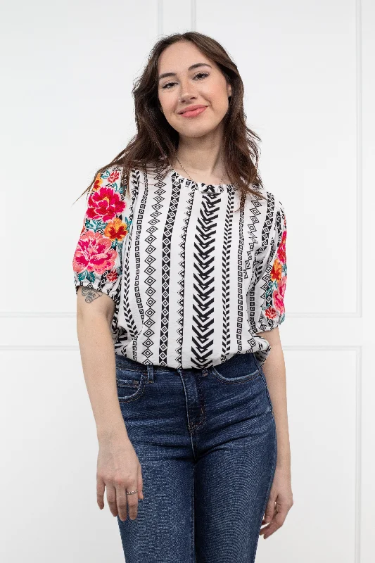Gotta Love It Women's Short Sleeve Top Streetwear Style for 