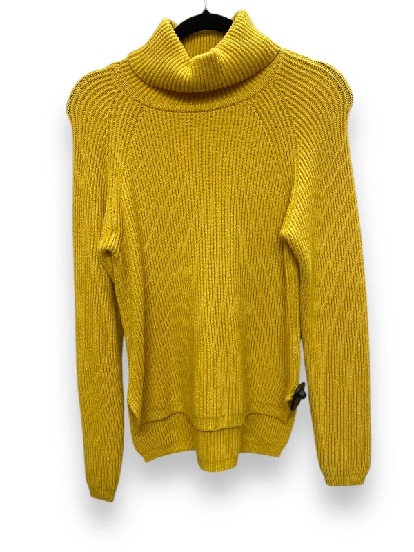 Sweater By Cmc In Yellow, Size: M Athletic Women's High - 