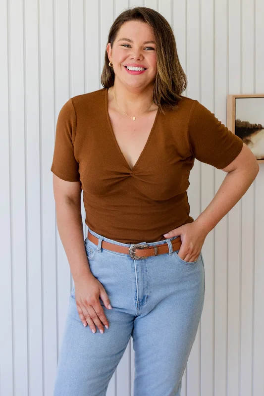 Annie Twist Tee Chocolate Women